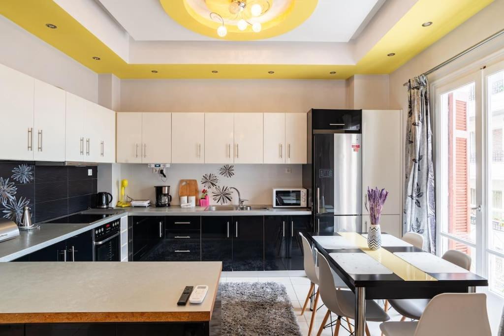 Apartment With Terrace In Piraiki 피레아스 외부 사진